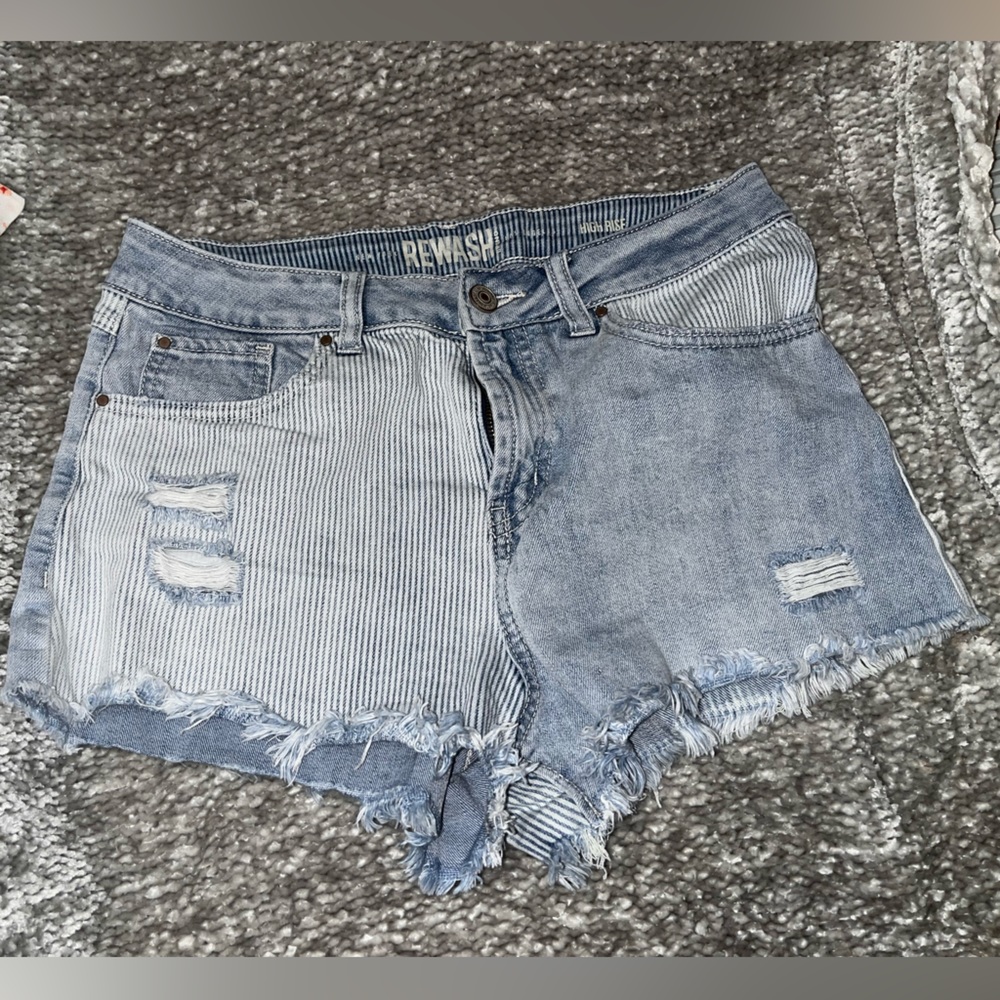 Size 7 worn couple of times very short shorts. Jean materials
